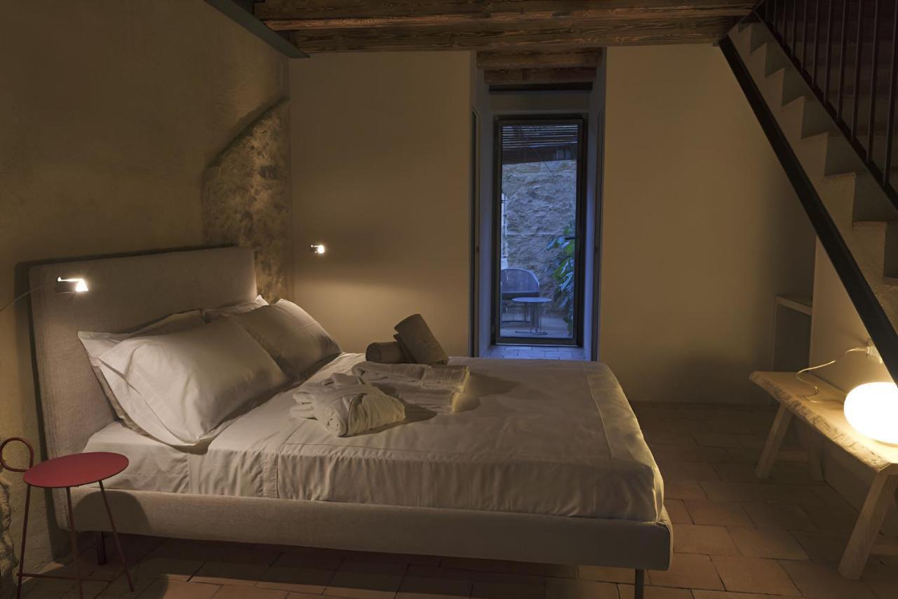 הוילה Niscemi Wine Relais Feudi Del Pisciotto מראה חיצוני תמונה