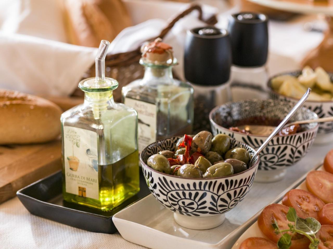 הוילה Niscemi Wine Relais Feudi Del Pisciotto מראה חיצוני תמונה